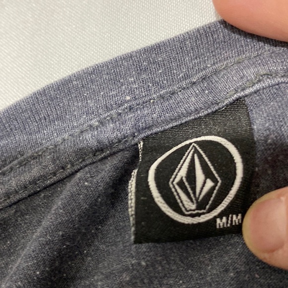 Volcom T Shirt Grey Men’s Medium Red White Black Logo - Picture 6 of 7